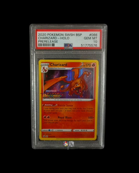 Charizard Holo Prerelease Voltaggio Sfolgorante Stamped PSA 10 (Inglese)